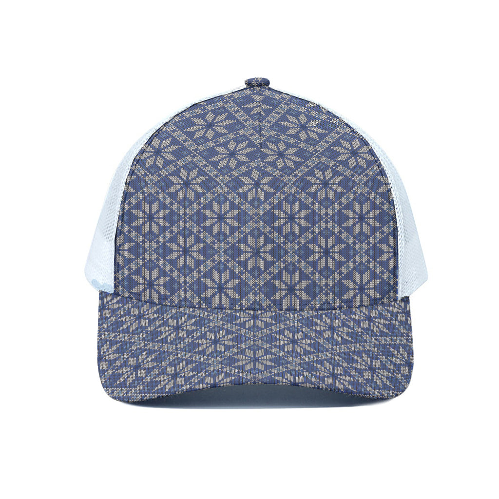 Snowflakes Knitted Pattern Print White Mesh Trucker Cap