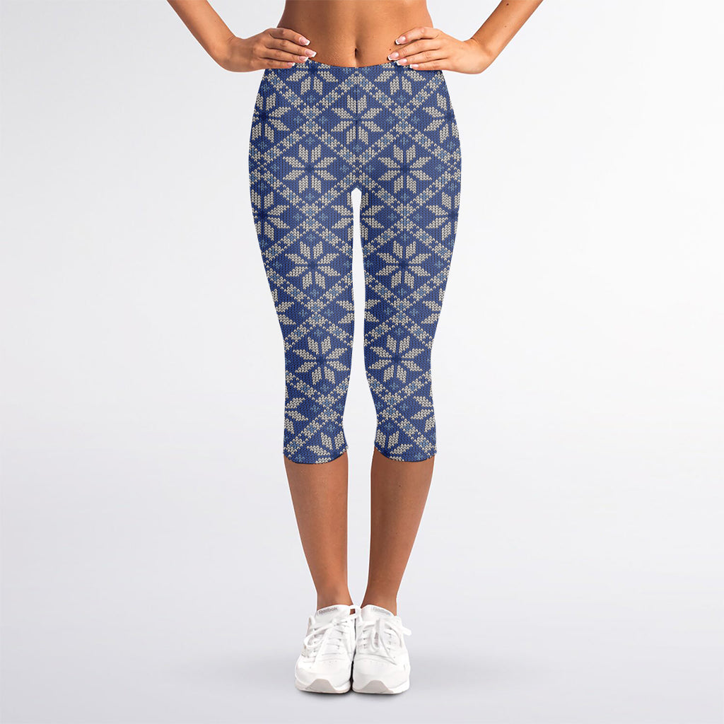 Snowflakes Knitted Pattern Print Women's Capri Leggings