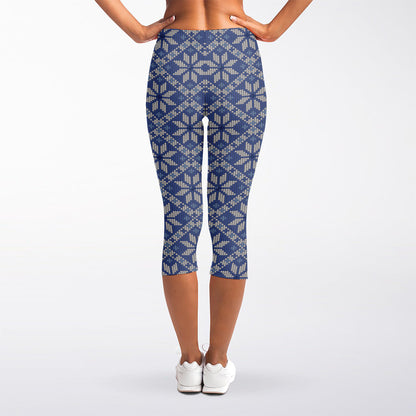Snowflakes Knitted Pattern Print Women's Capri Leggings