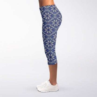 Snowflakes Knitted Pattern Print Women's Capri Leggings