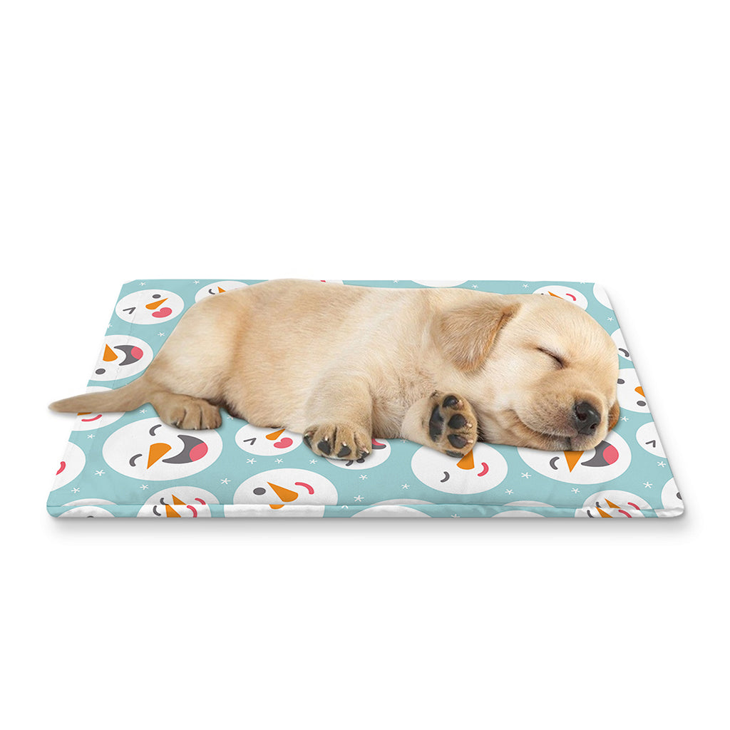 Snowman Emoji Pattern Print Pet Cooling Mat Cover