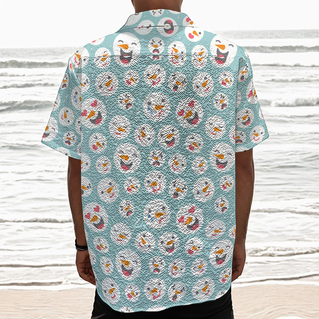 Snowman Emoji Pattern Print Textured Short Sleeve Shirt