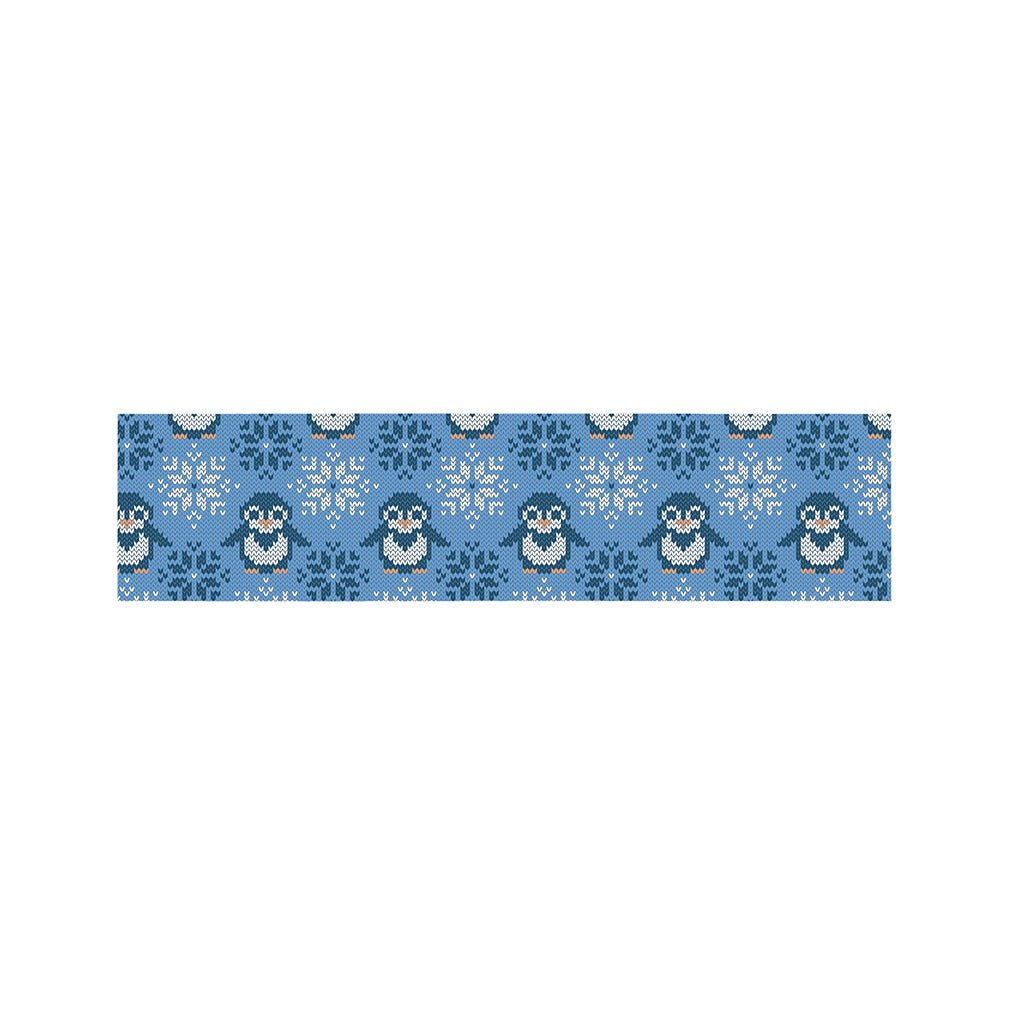 Snowy Penguin Knitted Pattern Print Bed Runner