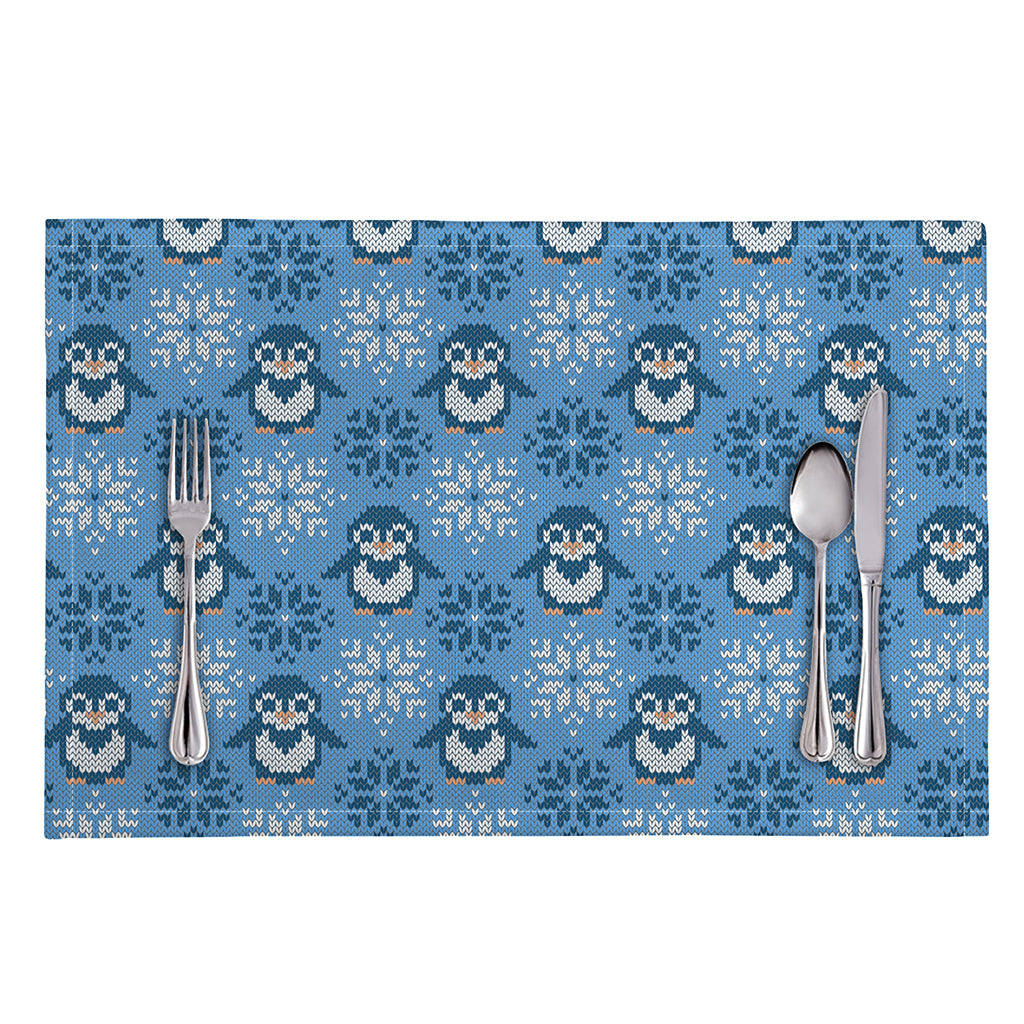 Snowy Penguin Knitted Pattern Print Placemat