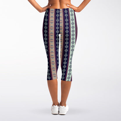 Southwestern Stripe Pattern Print Women's Capri Leggings