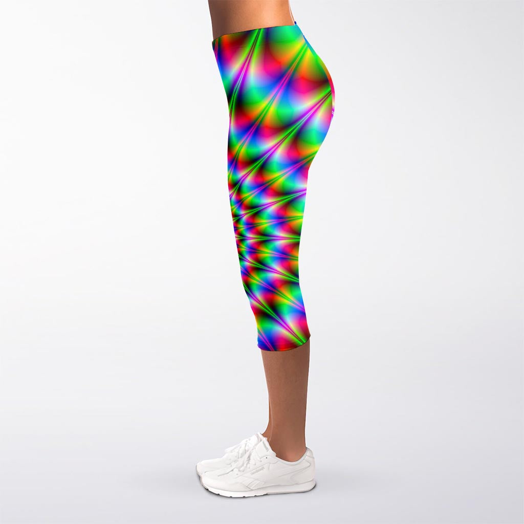 Spiky Psychedelic Optical Illusion Women's Capri Leggings