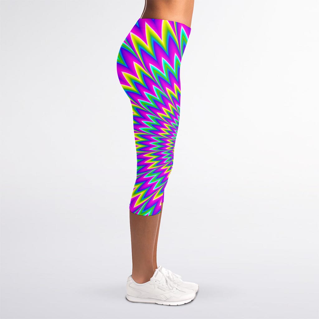 Spiky Spiral Moving Optical Illusion Women's Capri Leggings