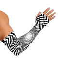 Spiral Illusory Motion Print Sun Protection Arm Sleeves