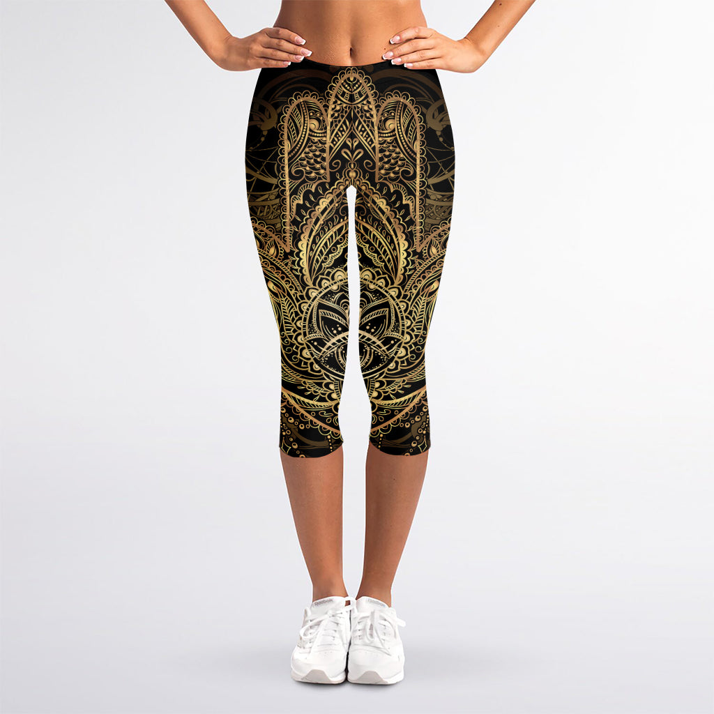Spiritual Hamsa Hand Of Fatima Print Women's Capri Leggings