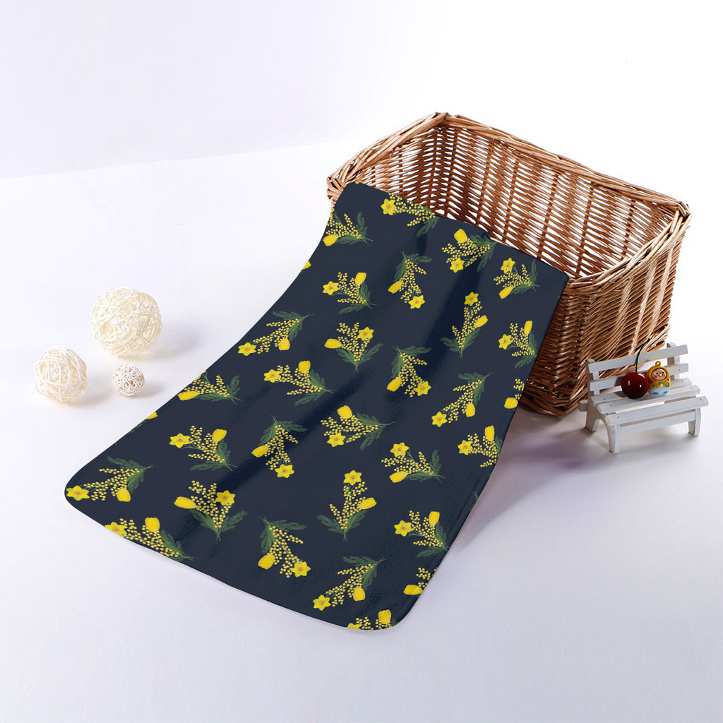 Spring Daffodil Flower Pattern Print Towel