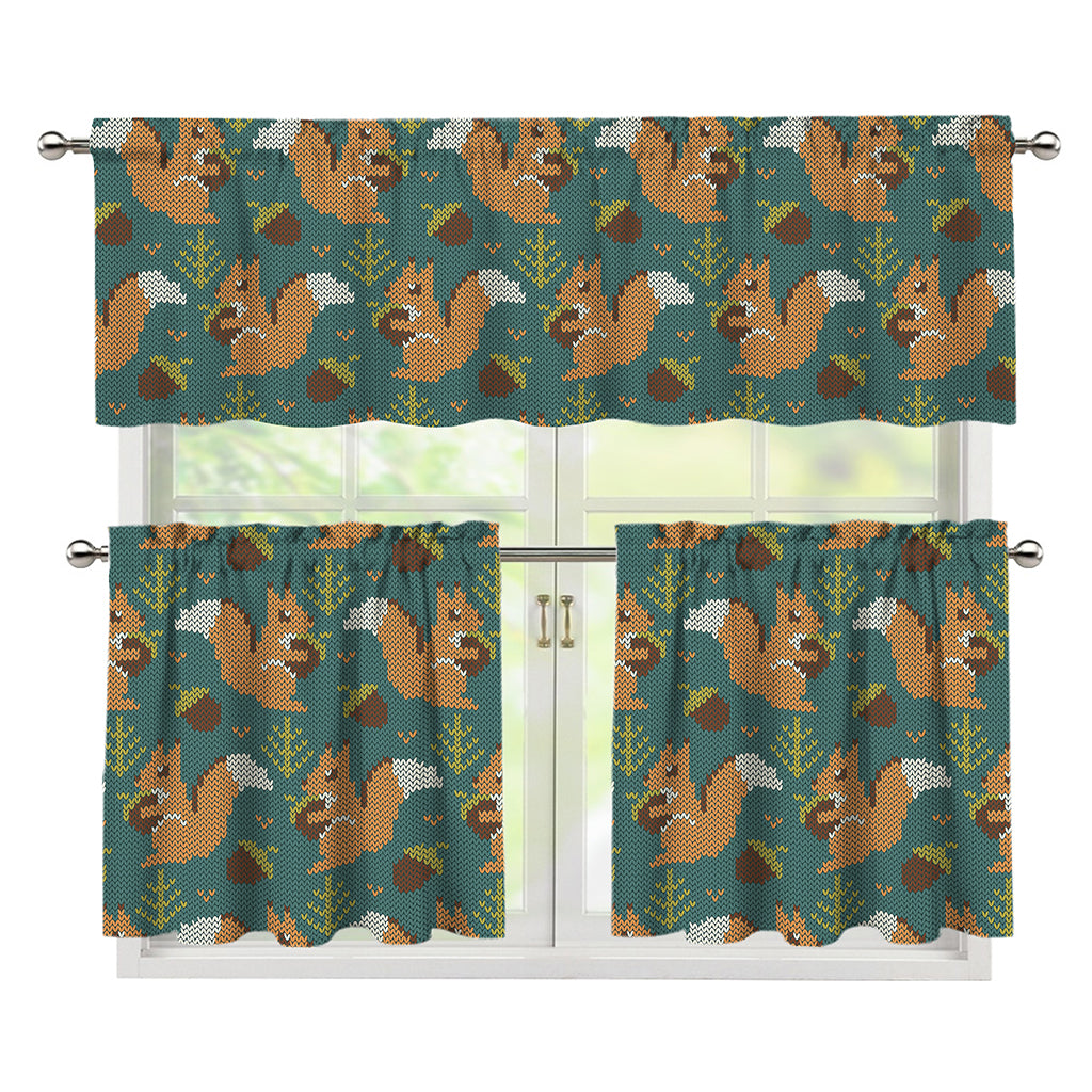 Squirrel Knitted Pattern Print 3 Piece Kitchen Curtains