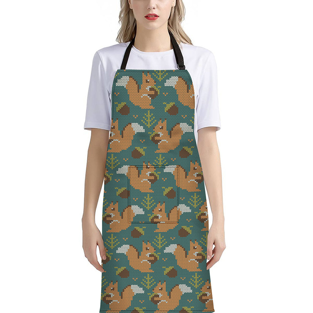 Squirrel Knitted Pattern Print Bib Apron With Pocket