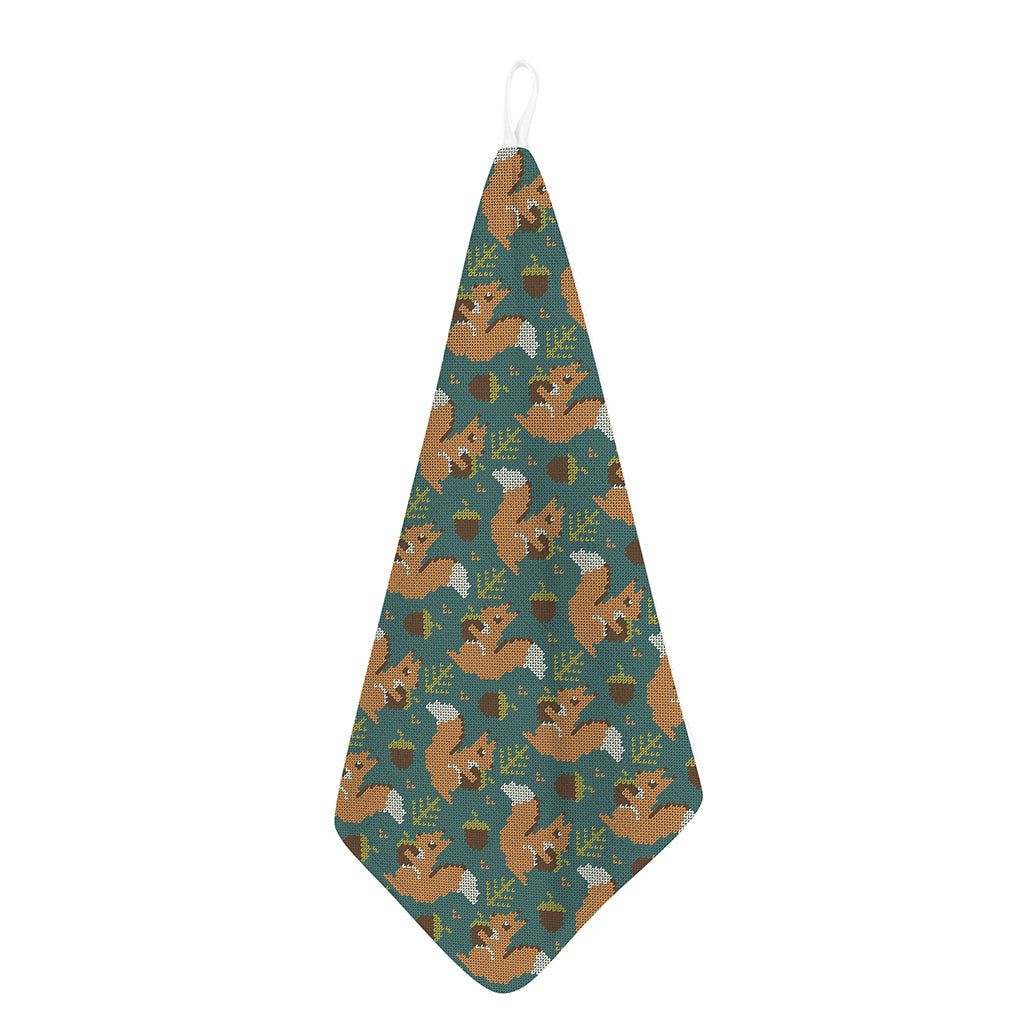 Squirrel Knitted Pattern Print Hand Towel