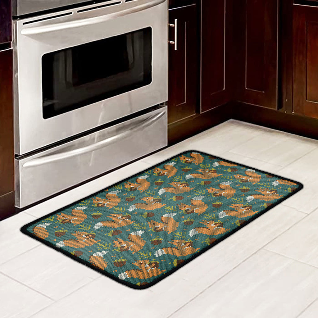 Squirrel Knitted Pattern Print Kitchen Mat