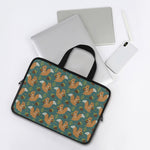 Squirrel Knitted Pattern Print Laptop Sleeve With Handle