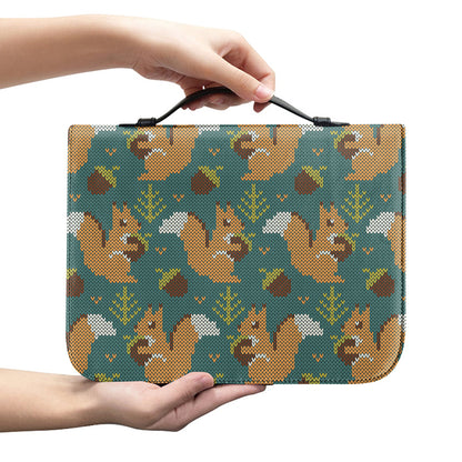 Squirrel Knitted Pattern Print Leather Bible Cover