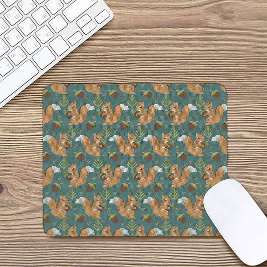 Squirrel Knitted Pattern Print Mouse Pad