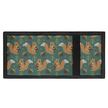 Squirrel Knitted Pattern Print Trifold Wallet