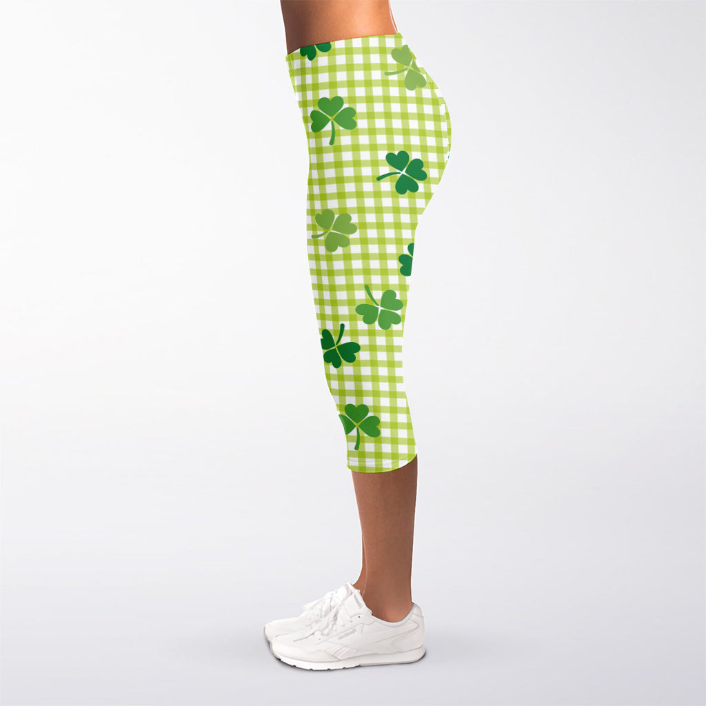 St. Patrick's Day Buffalo Plaid Print Women's Capri Leggings