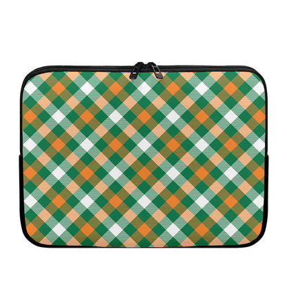 St. Patrick's Day Plaid Pattern Print Laptop Sleeve