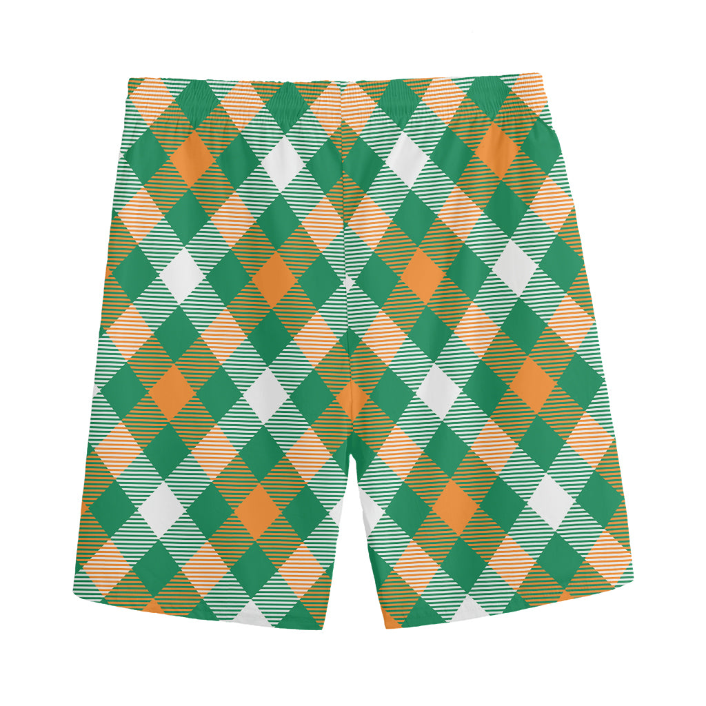 St. Patrick's Day Plaid Pattern Print Men's Sports Shorts