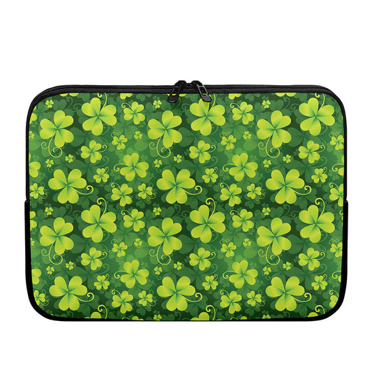 St. Patrick's Day Shamrock Pattern Print Laptop Sleeve