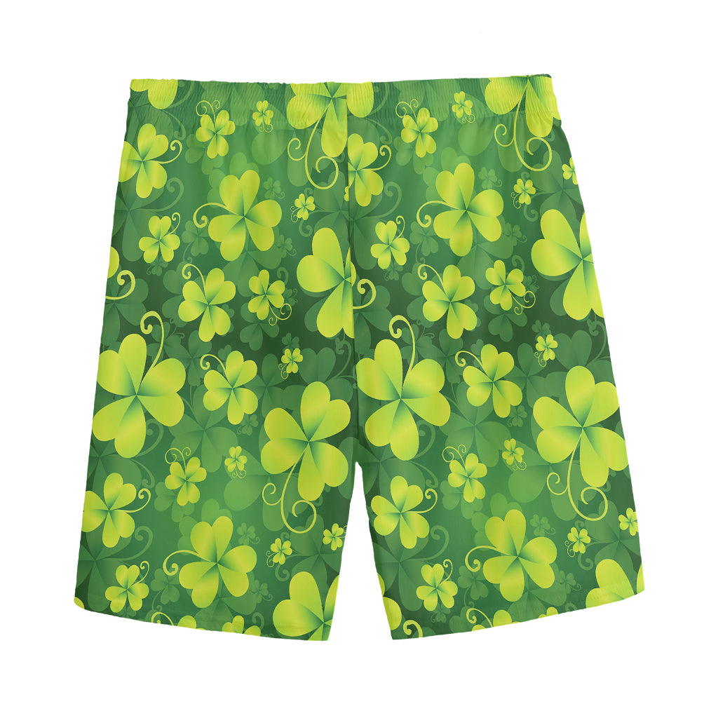 St. Patrick's Day Shamrock Pattern Print Men's Sports Shorts