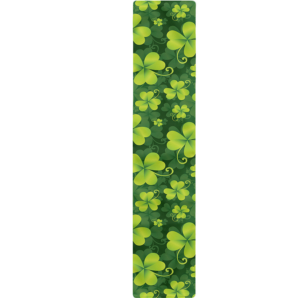 St. Patrick's Day Shamrock Pattern Print Table Runner