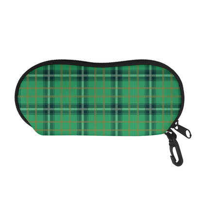 St. Patrick's Day Tartan Pattern Print Glasses Case