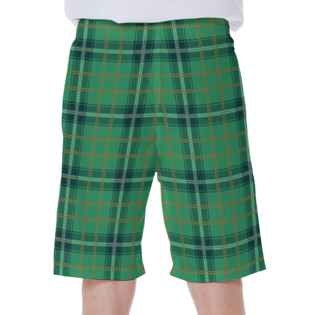 St. Patrick's Day Tartan Pattern Print Men's Beach Shorts