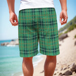 St. Patrick's Day Tartan Pattern Print Men's Cargo Shorts