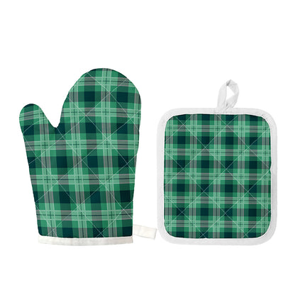 St. Patrick's Day Tartan Print Oven Mitt And Pot Holder Set