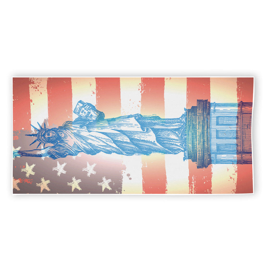 Statue of Liberty USA Flag Print Beach Towel