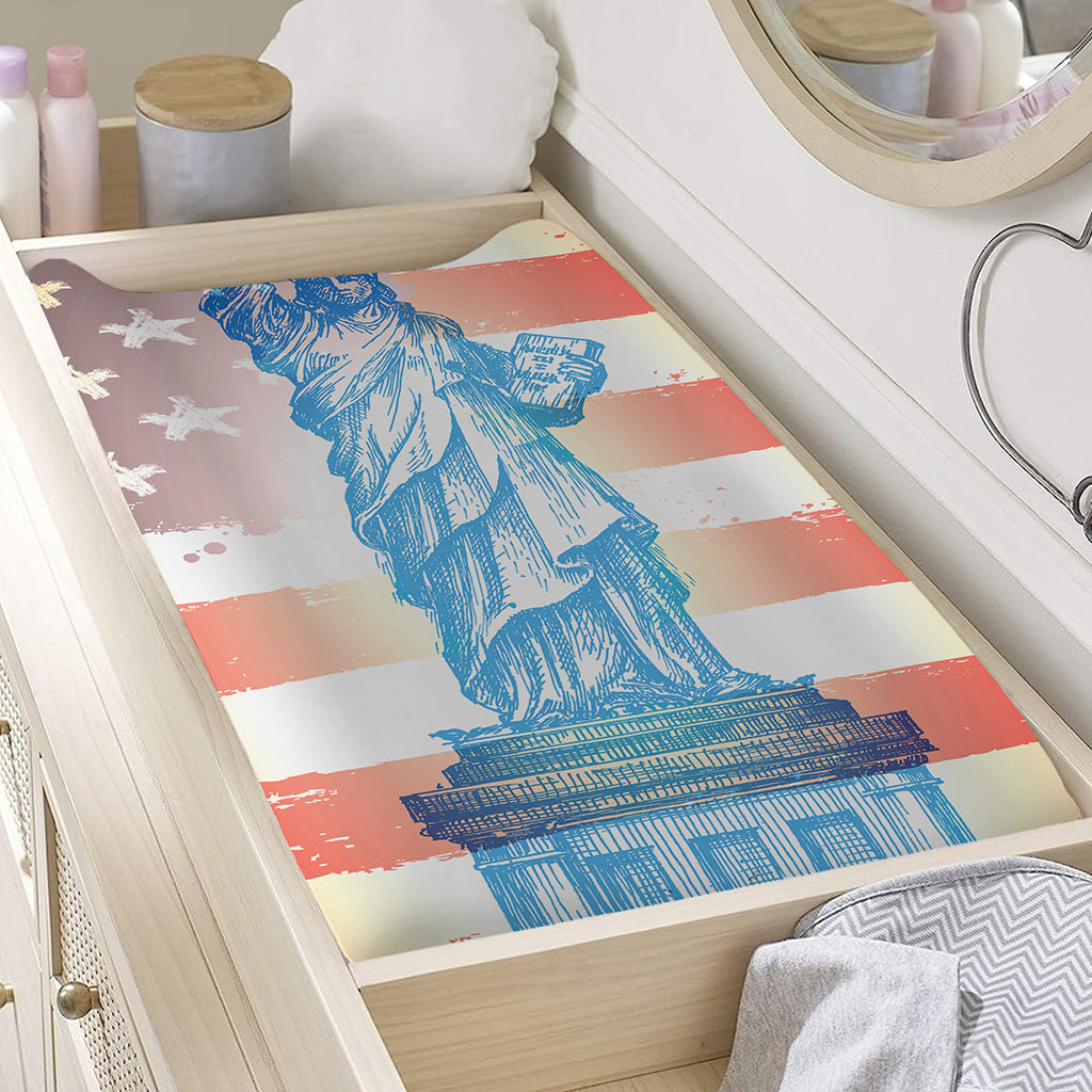 Statue of Liberty USA Flag Print Changing Pad Cover