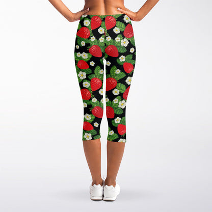 Strawberry And Flower Pattern Print Women's Capri Leggings