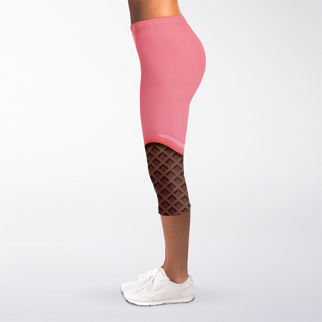 Strawberry Ice Cream Melted Print Women's Capri Leggings