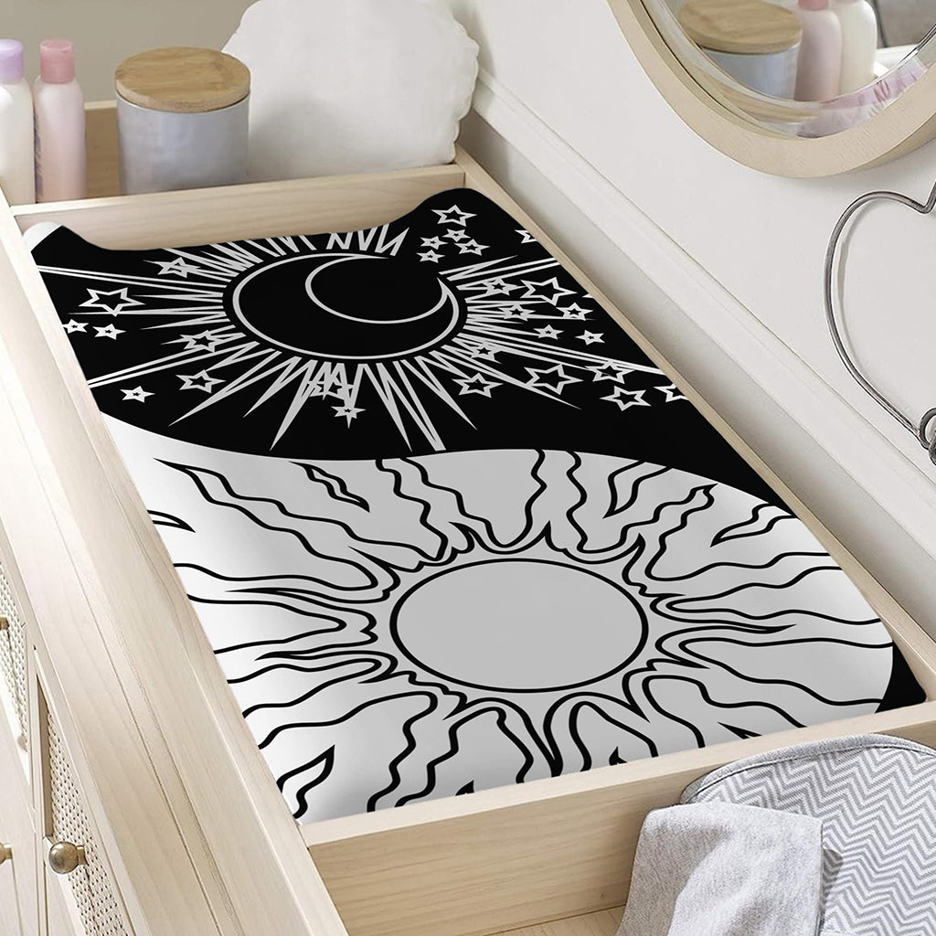 Sun And Moon Yin Yang Print Changing Pad Cover