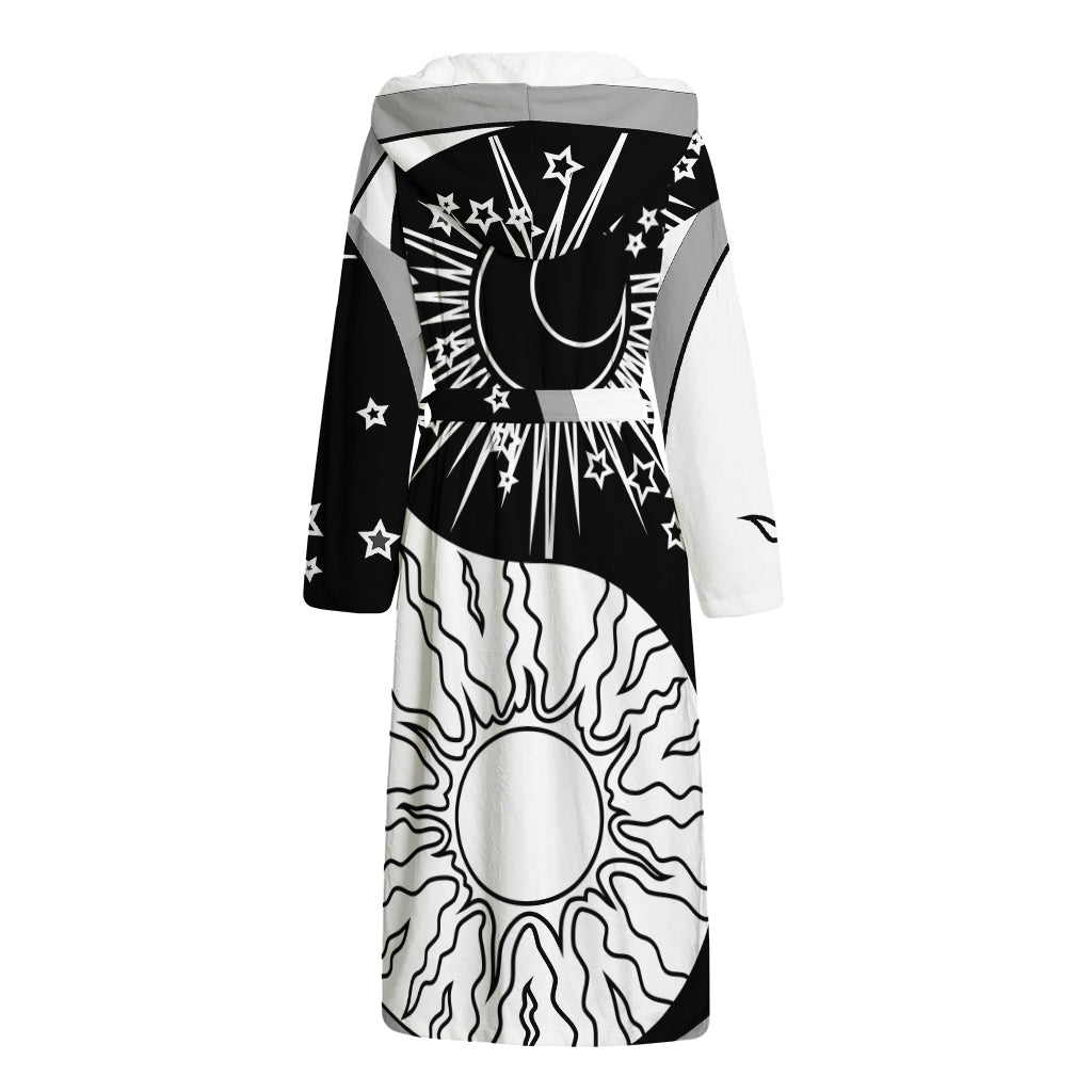 Sun And Moon Yin Yang Print Hooded Bathrobe