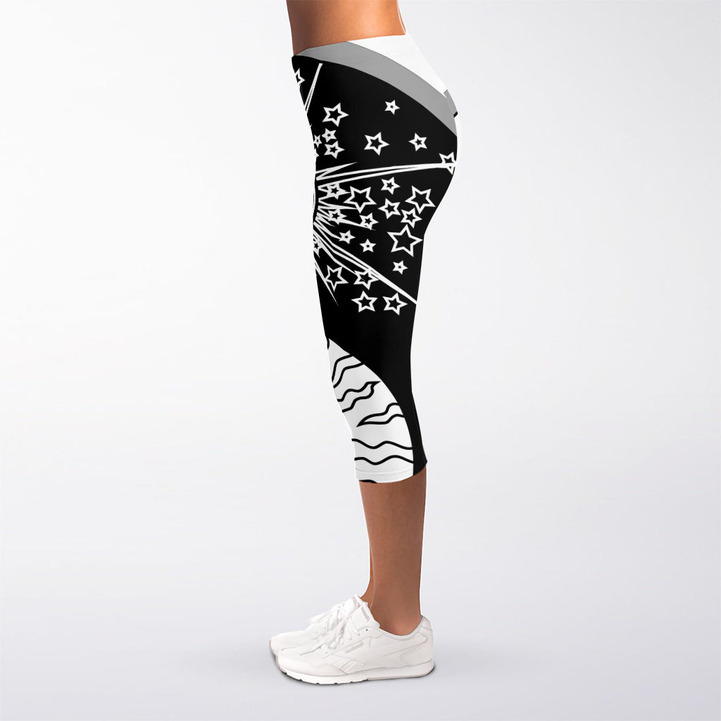 Sun And Moon Yin Yang Print Women's Capri Leggings