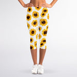 Sunflower Polka Dot Pattern Print Women's Capri Leggings