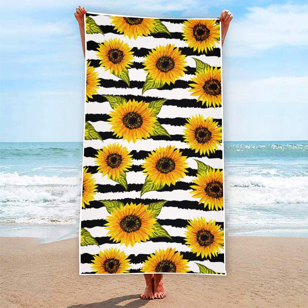 Sunflower Striped Pattern Print Beach Towel