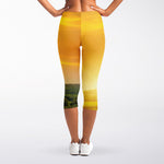 Sunrise Field Print Women's Capri Leggings