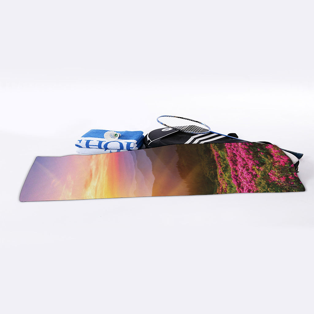Sunrise Mountain Print Sports Towel