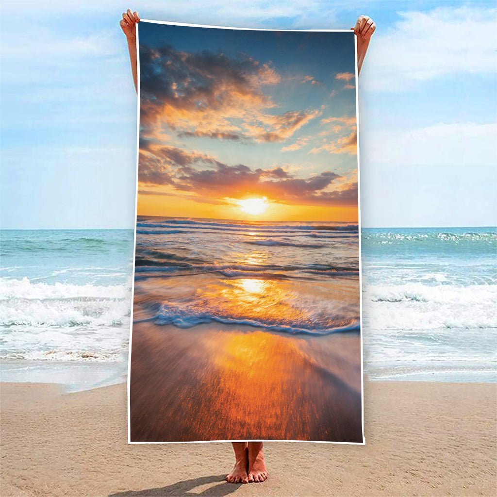 Sunrise Wave Print Beach Towel