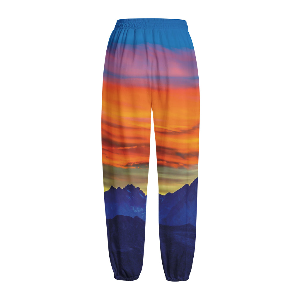 Sunset Mountain Print Fleece Lined Knit Pants
