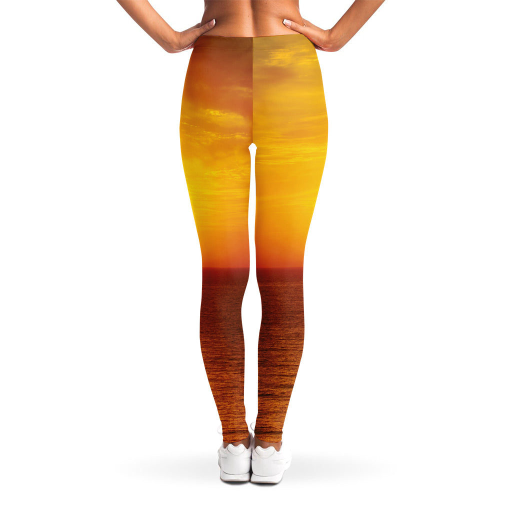 Sunset Over Sea Print Women's Leggings