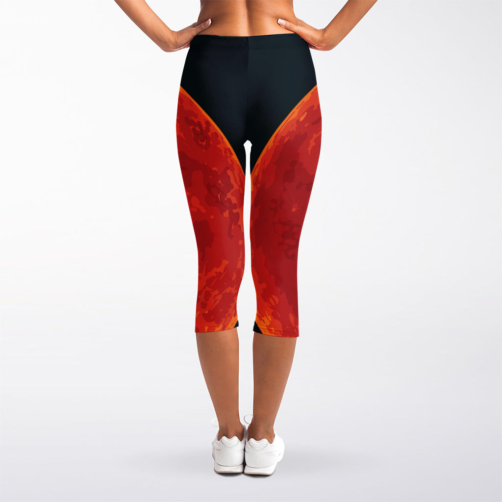 Super Blood Moon Lunar Eclipse Print Women's Capri Leggings