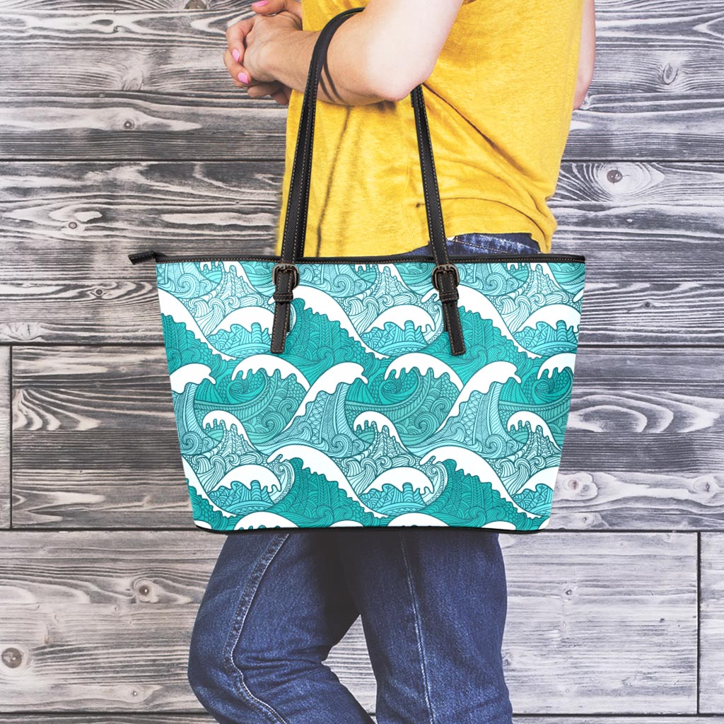 Surfing Wave Pattern Print Leather Tote Bag