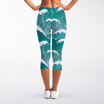Surfing Wave Pattern Print Women's Capri Leggings