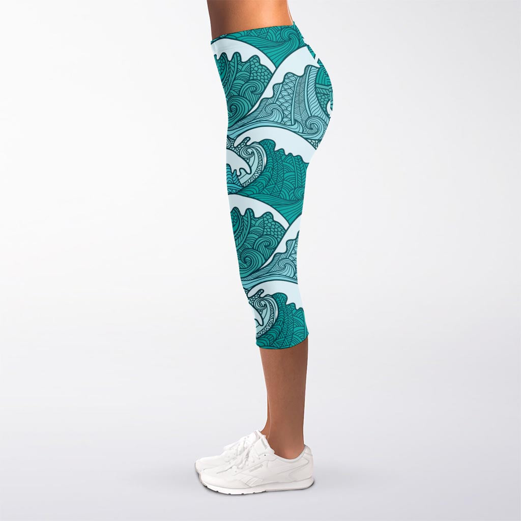 Surfing Wave Pattern Print Women's Capri Leggings